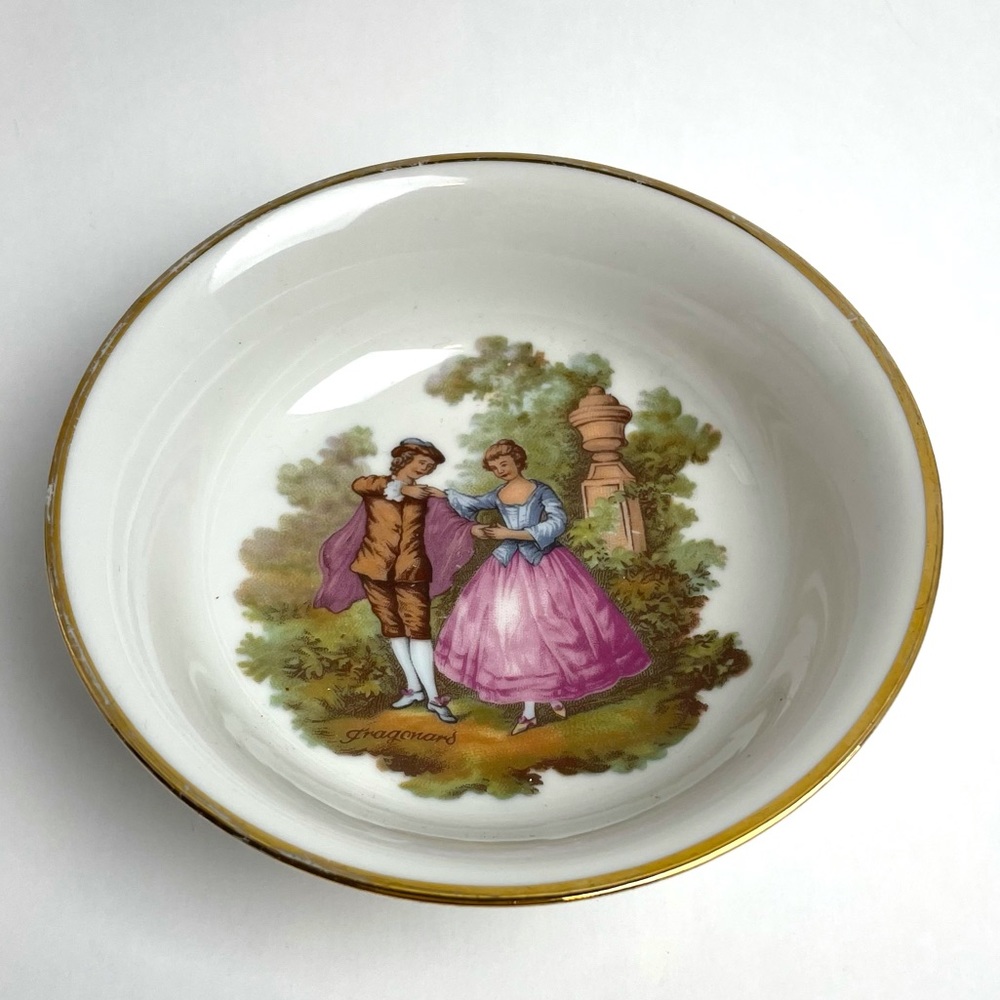 Gloria fine porcelain Bayreuth bowl Fragonard